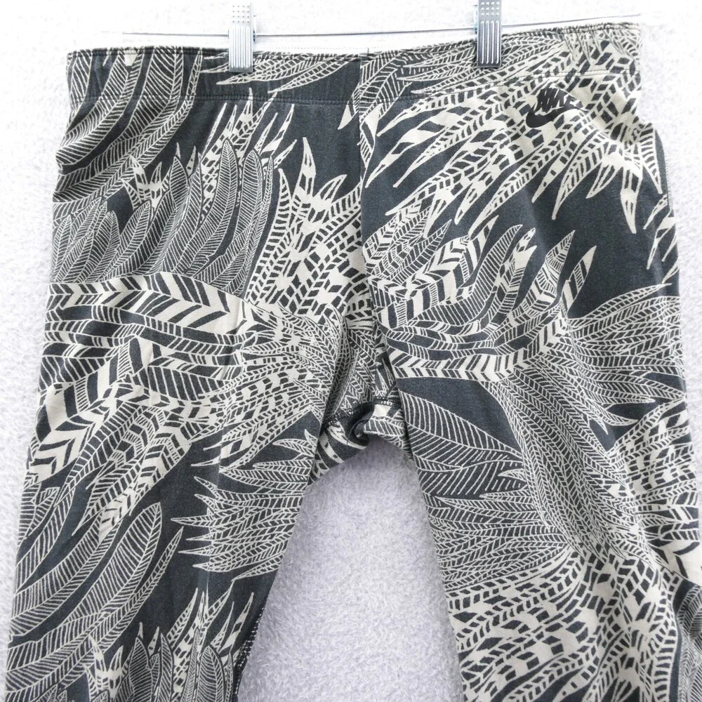 Nike Athletic Crop Leggings Womens XL Gray Floral Tropical Running Gym‎ Cropped
